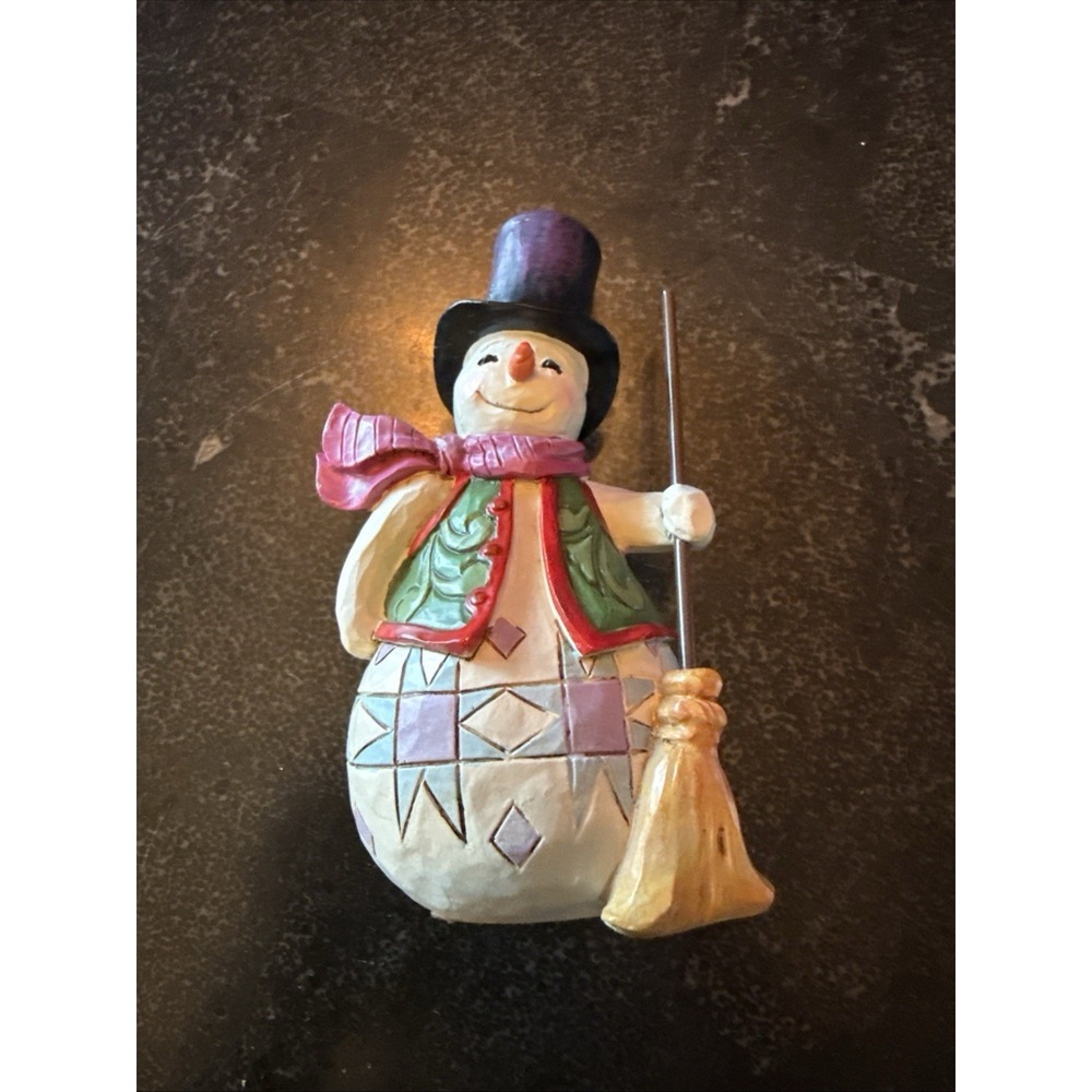 Jim Shore Snowman Figurine‎ "Ready, Set, Snow" 4 3/4" Excellent used condition!